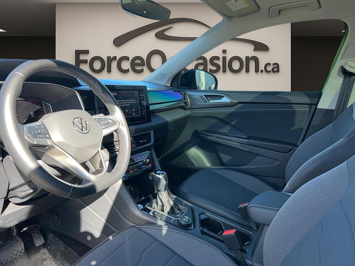 2025 Volkswagen Taos - Image 6