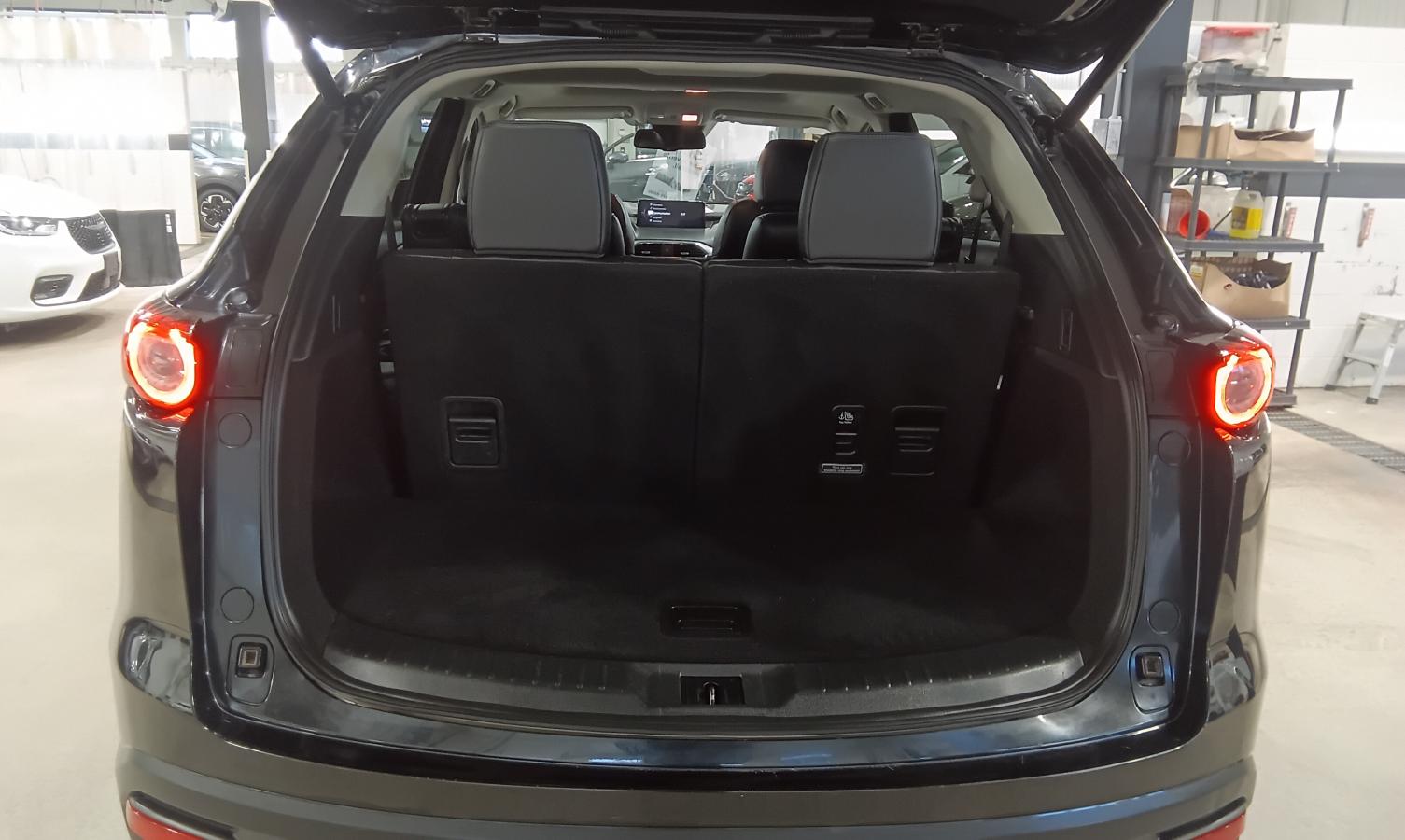 2022 Mazda CX-9 - Image 9