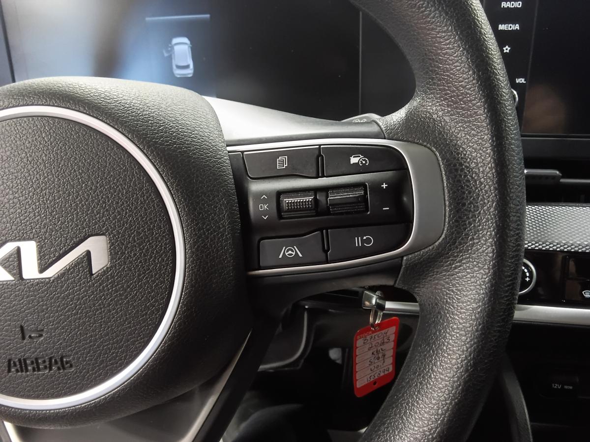 2023 Kia Sportage - Image 31