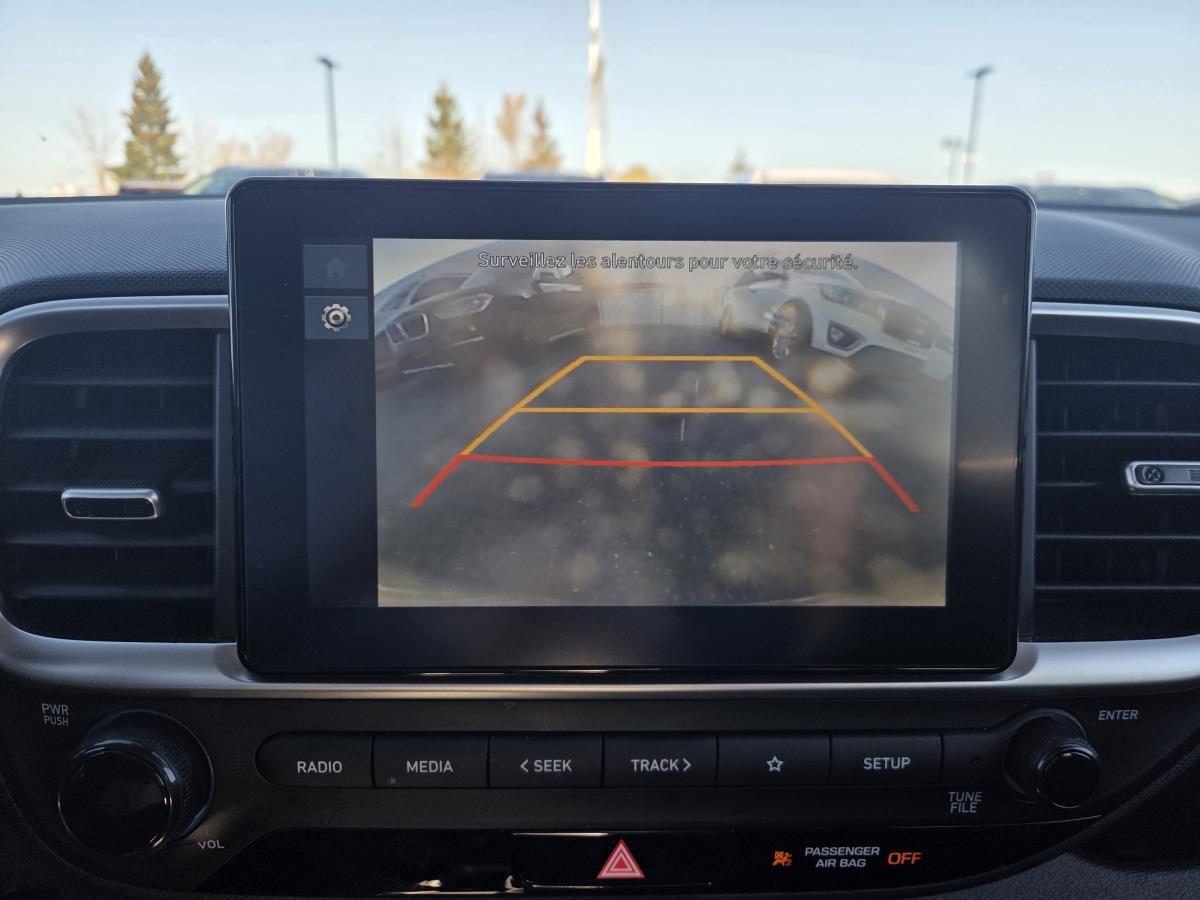 2025 Hyundai Venue - Image 23