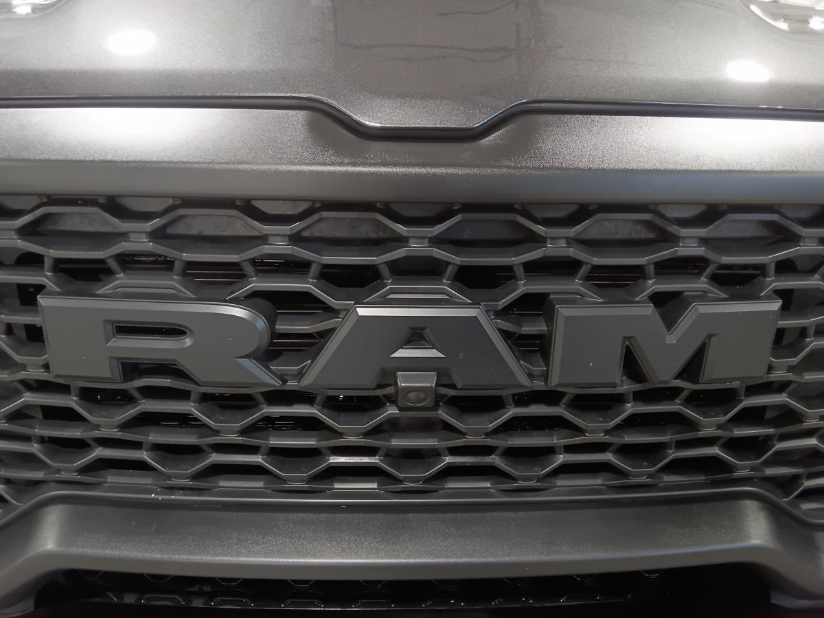 2026 RAM 1500 - Image 9
