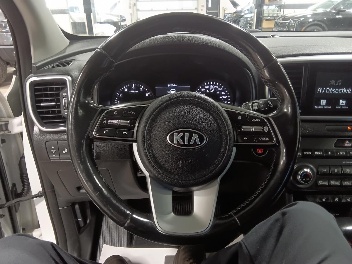 2020 Kia Sportage - Image 15