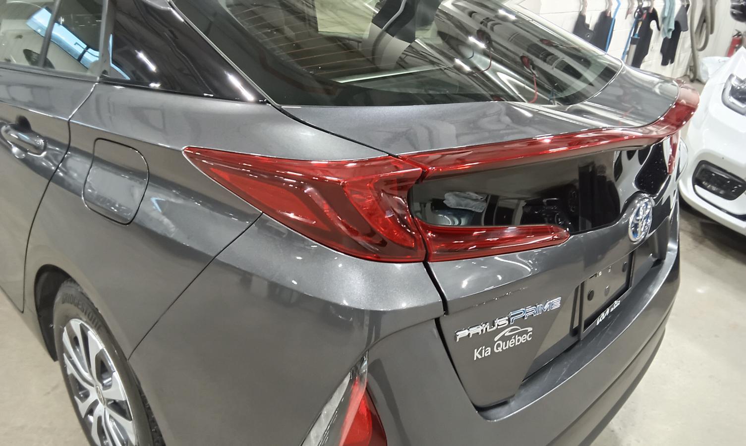 2022 Toyota Prius Prime - Image 12