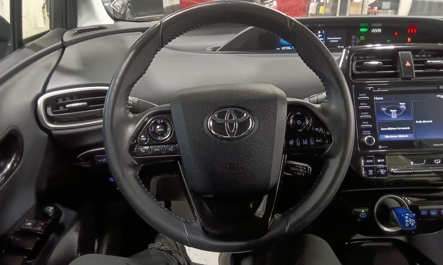 2022 Toyota Prius Prime - Image 15