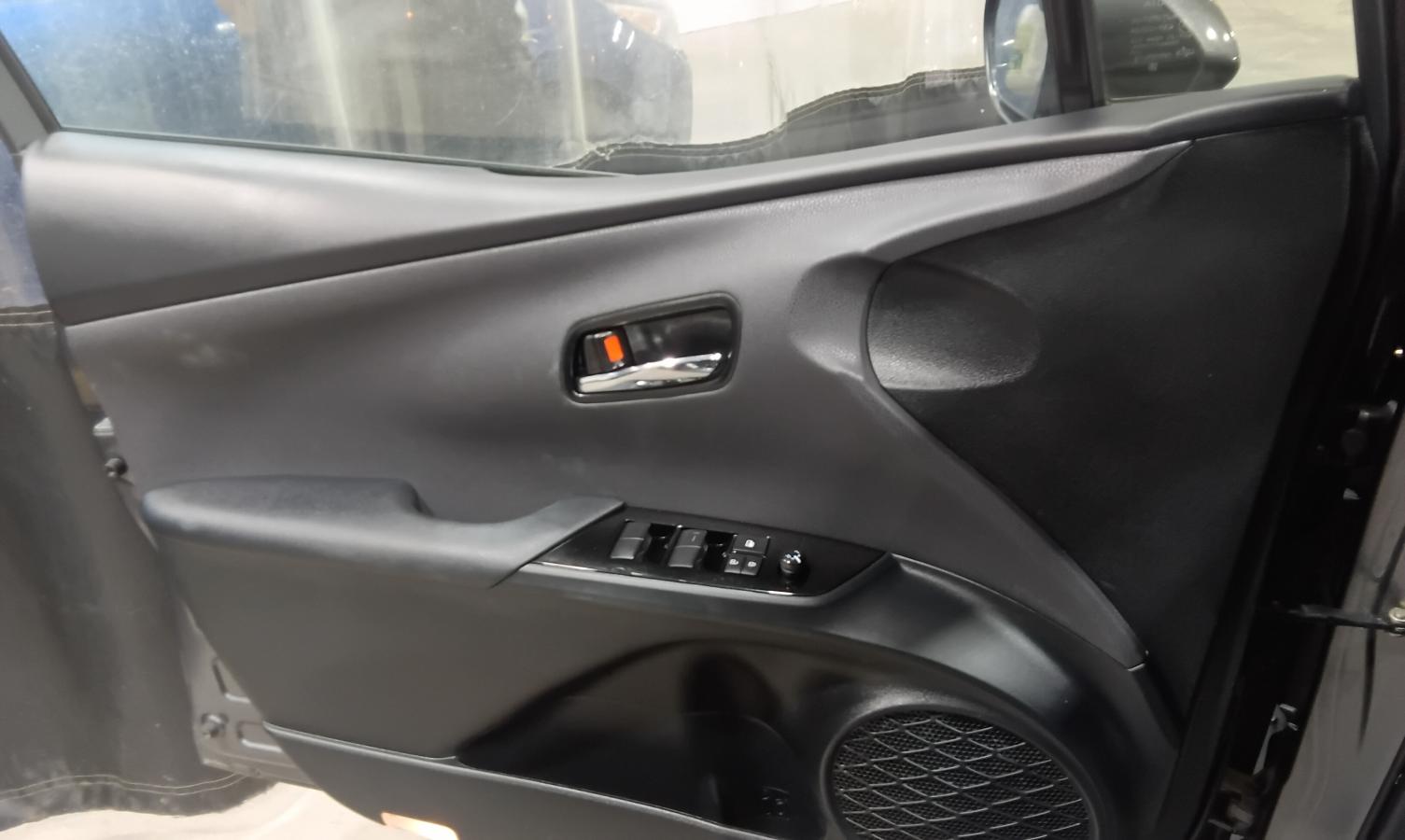 2022 Toyota Prius Prime - Image 17