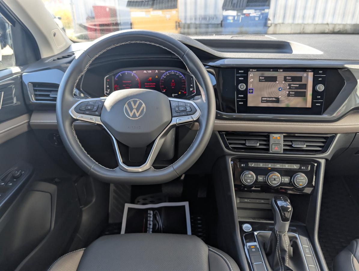 2024 Volkswagen Taos - Image 13