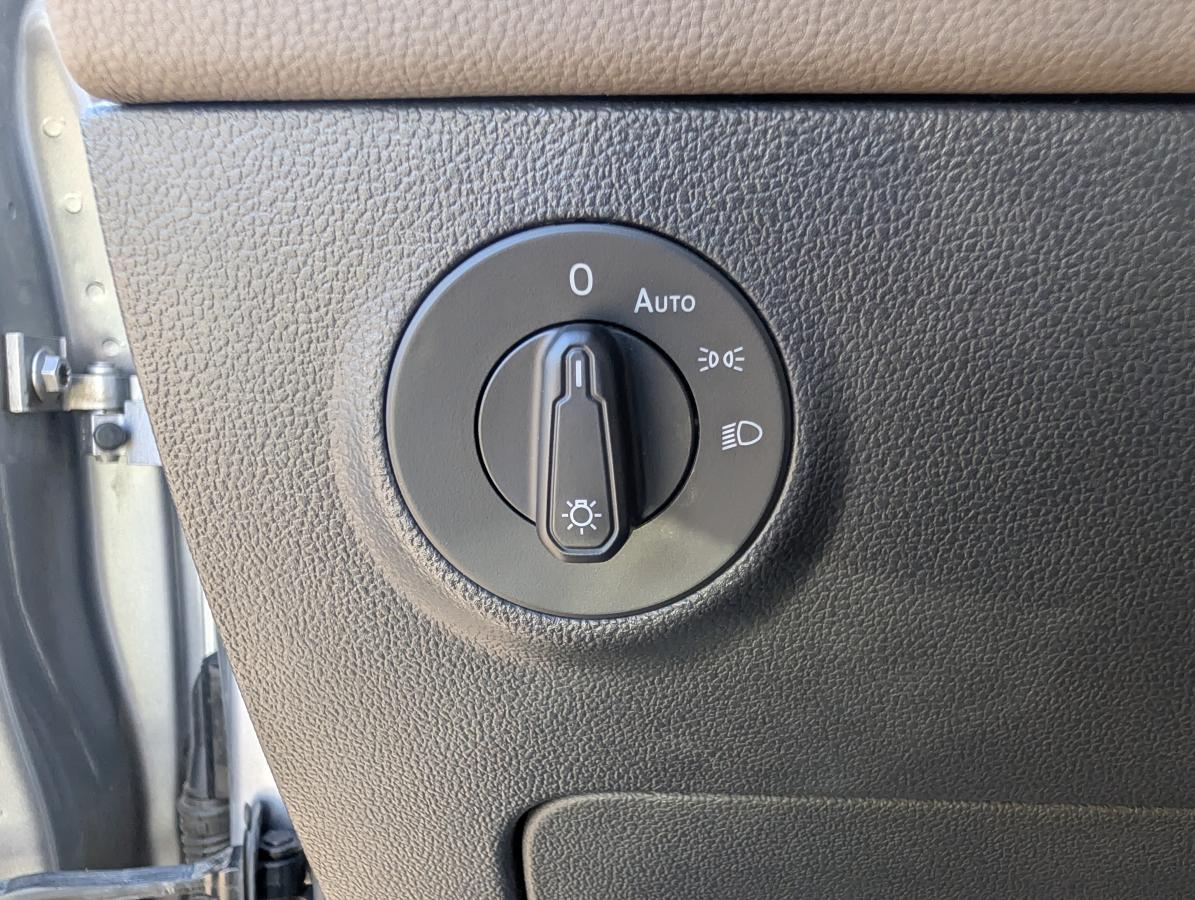 2024 Volkswagen Taos - Image 26