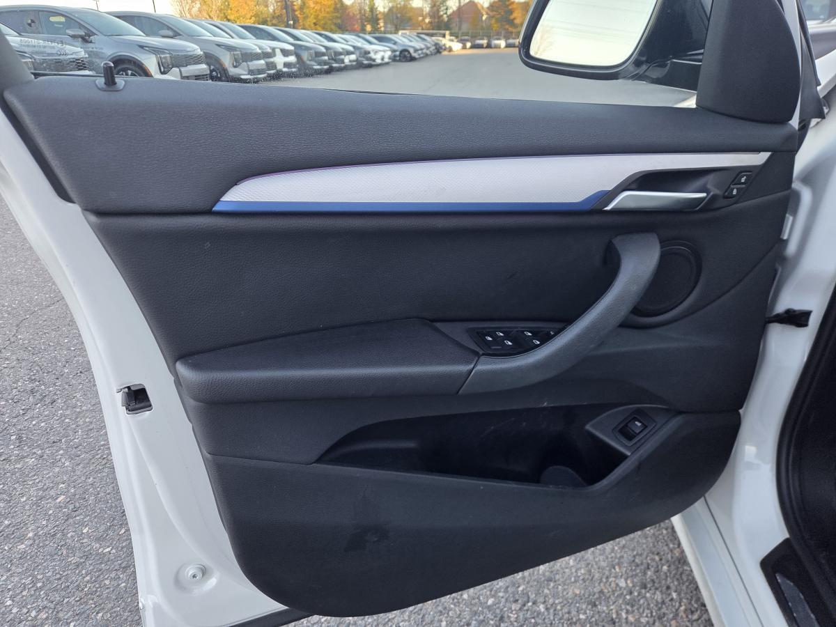 2021 BMW X1 - Image 9