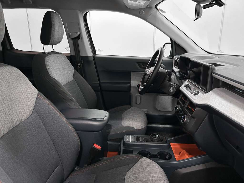 2023 Ford Maverick - Image 18