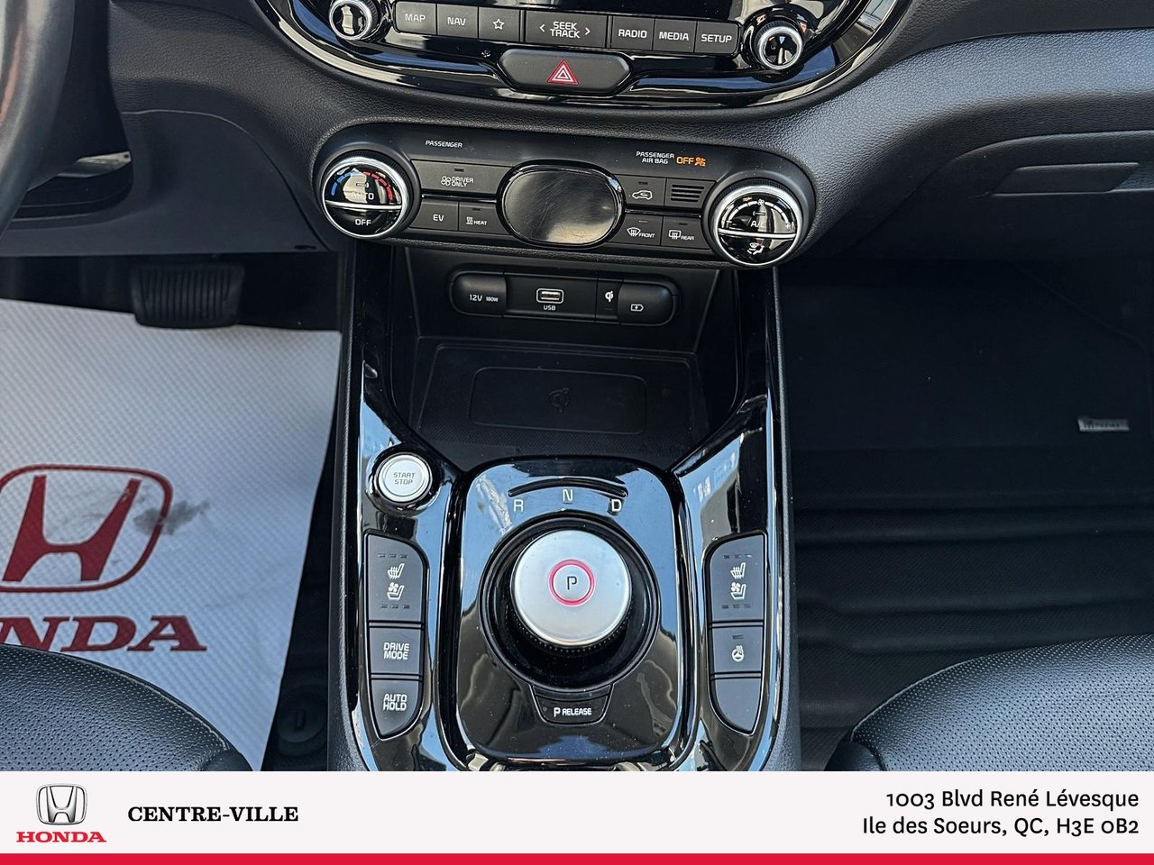 2022 Kia Soul EV - Image 12