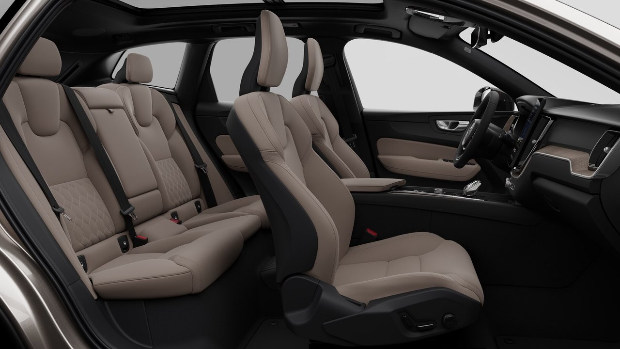 2026 Volvo XC60 Plug-in hybrid - Image 13