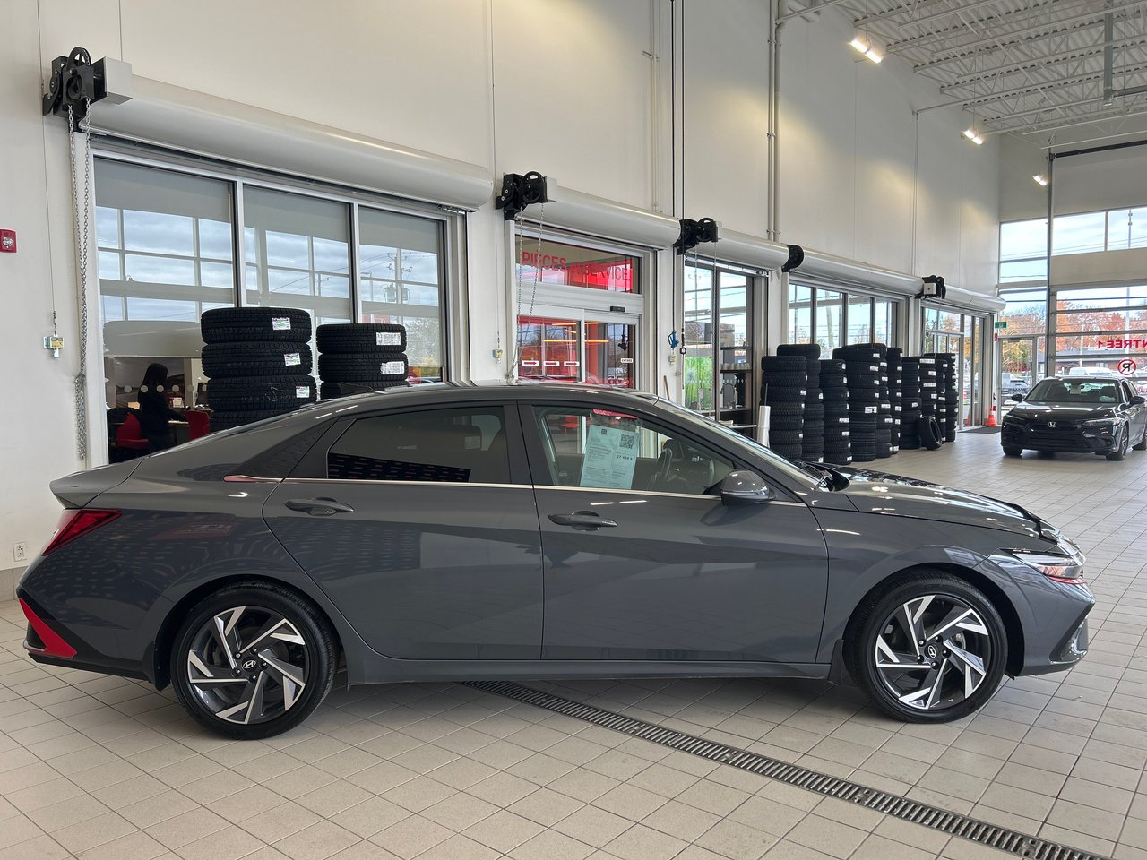 2024 Hyundai Elantra Hybrid - Image 6