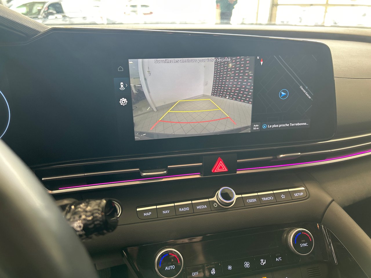 2024 Hyundai Elantra Hybrid - Image 26