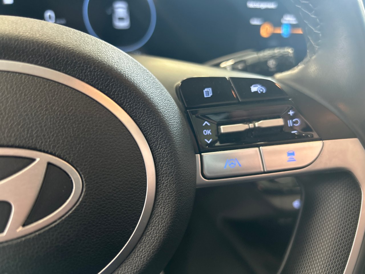 2024 Hyundai Elantra Hybrid - Image 31