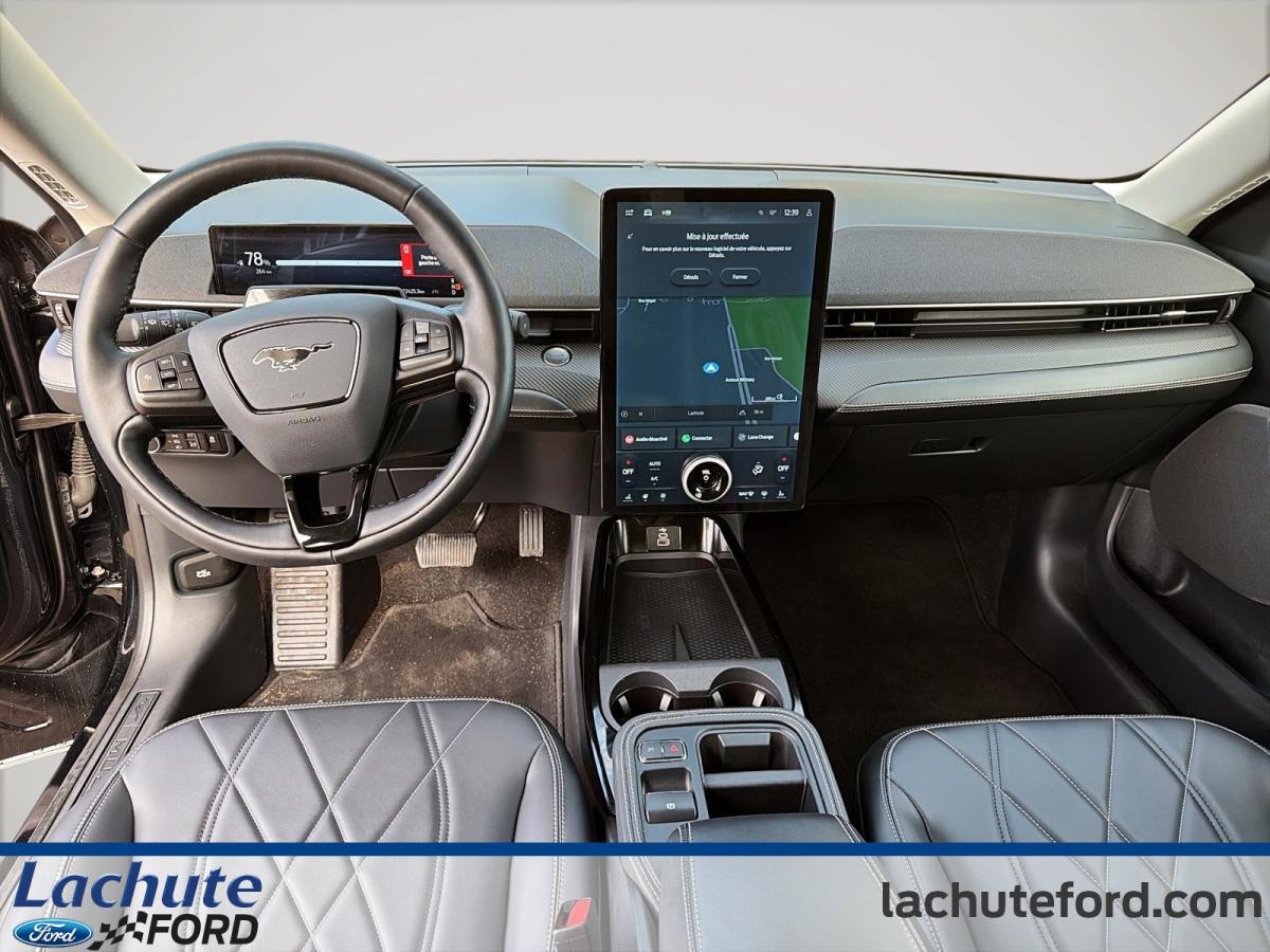 2025 Ford Mustang Mach-E - Image 11