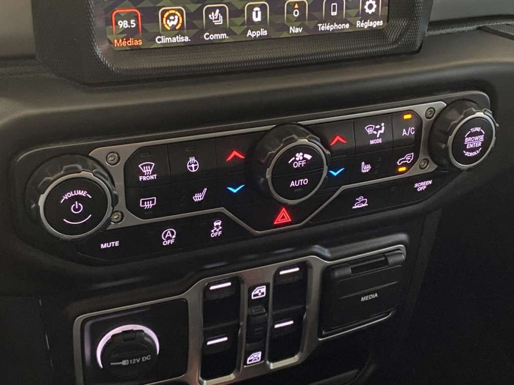 2021 Jeep Wrangler - Image 26