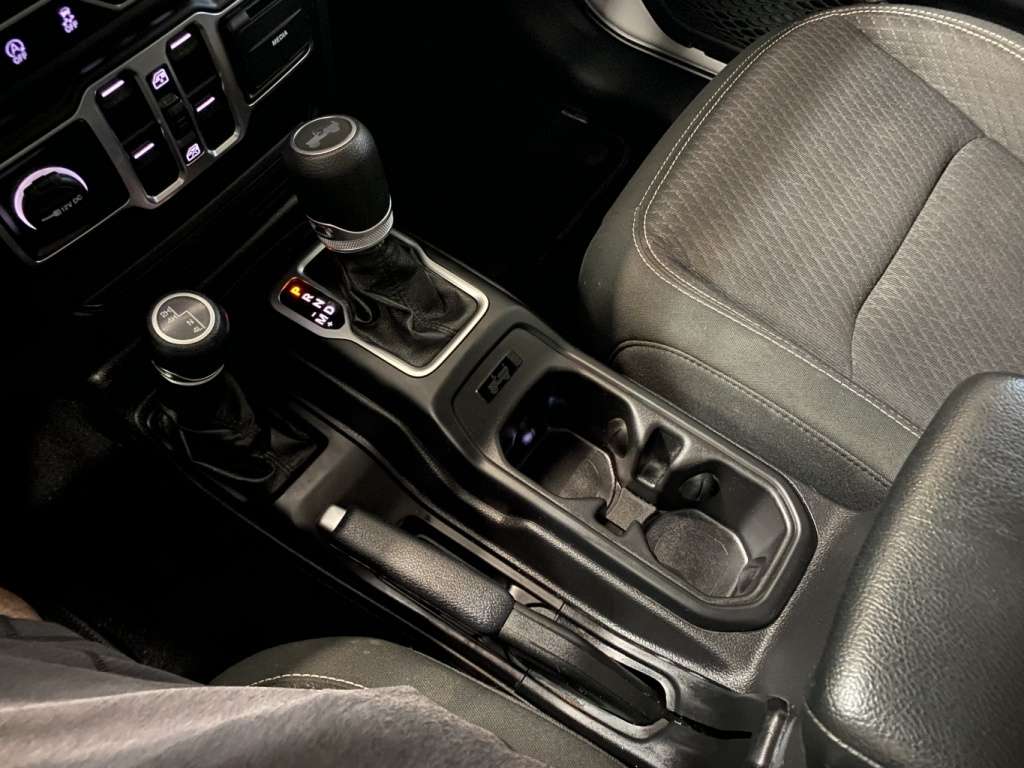 2021 Jeep Wrangler - Image 27