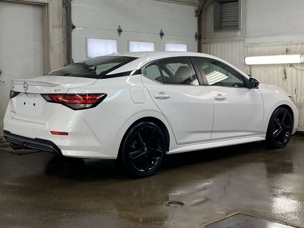 2022 Nissan Sentra - Image 7