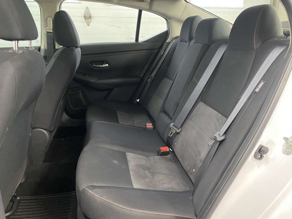 2022 Nissan Sentra - Image 18