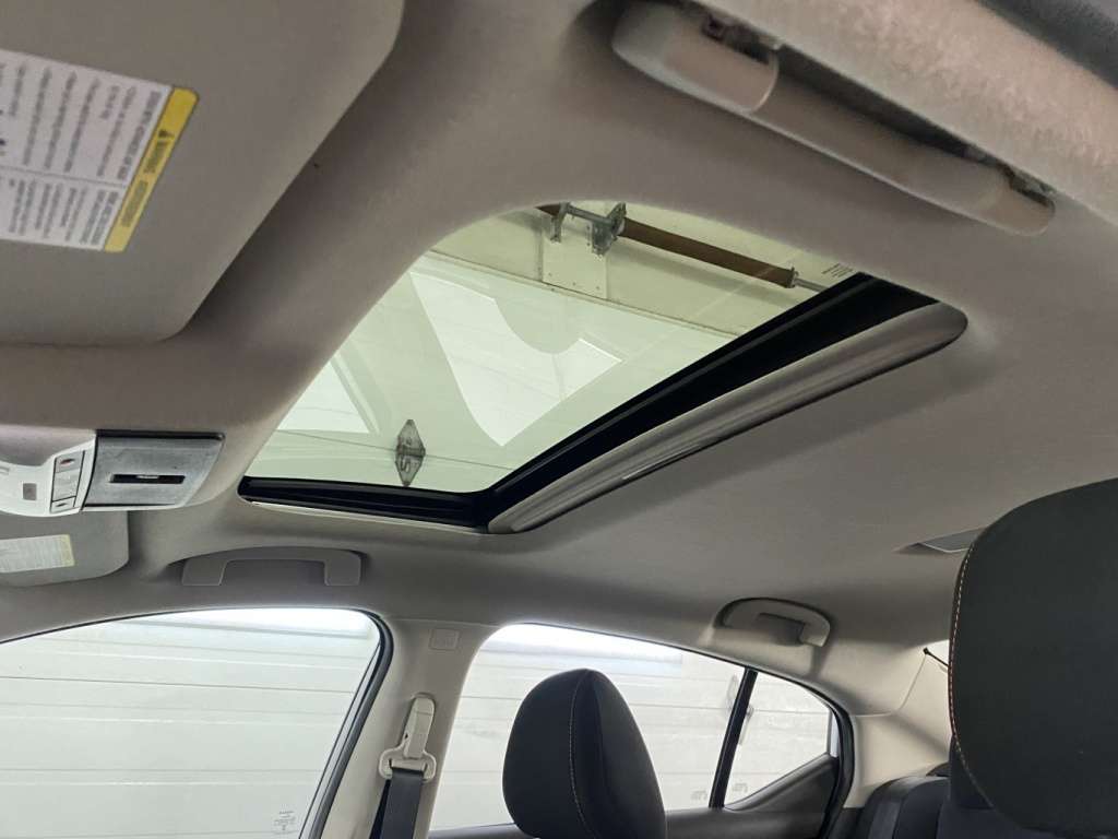 2022 Nissan Sentra - Image 28
