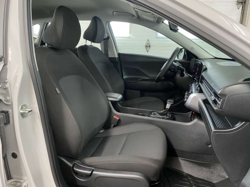 2024 Hyundai KONA - Image 15