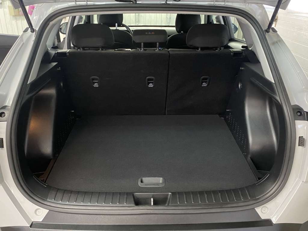 2024 Hyundai KONA - Image 25