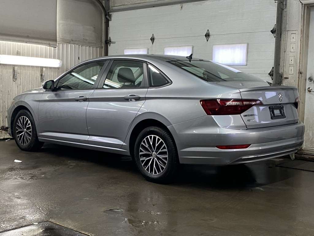 2021 Volkswagen Jetta - Image 5