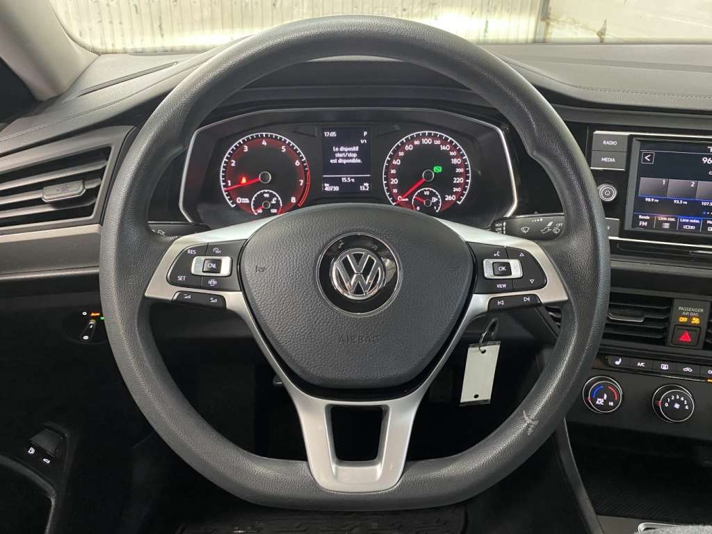 2021 Volkswagen Jetta - Image 21