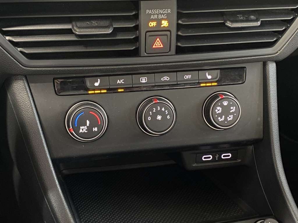 2021 Volkswagen Jetta - Image 25