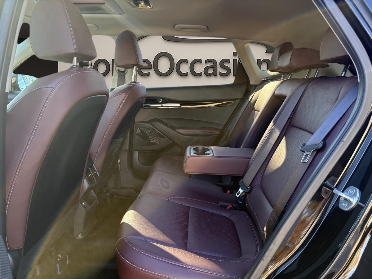 2023 Kia Seltos - Image 7