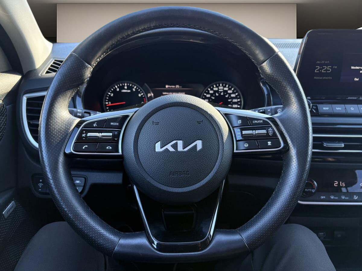 2023 Kia Seltos - Image 15