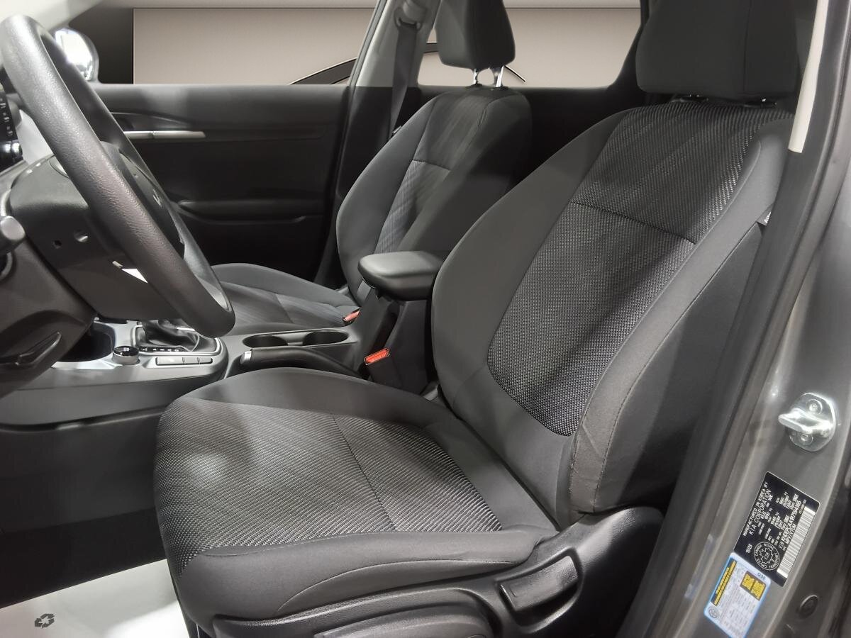 2024 Kia Seltos - Image 21