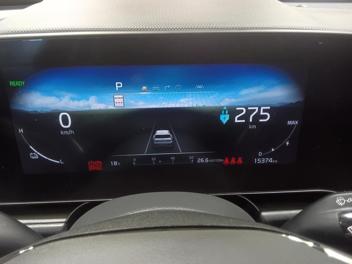 2025 Kia Niro - Image 19