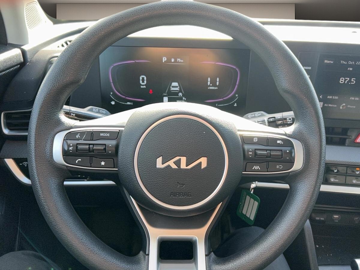 2023 Kia Sportage - Image 8