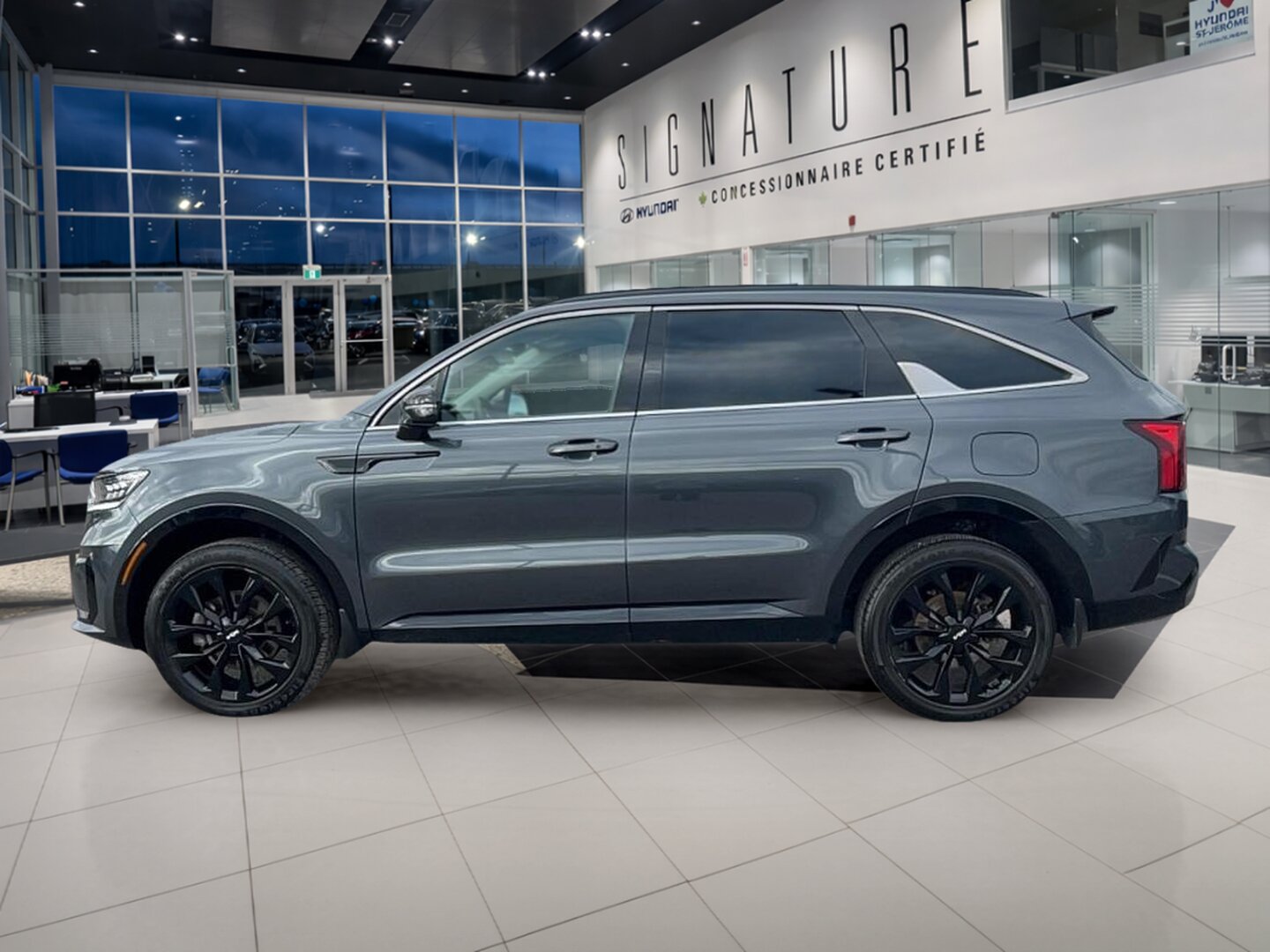 2022 Kia Sorento - Image 8