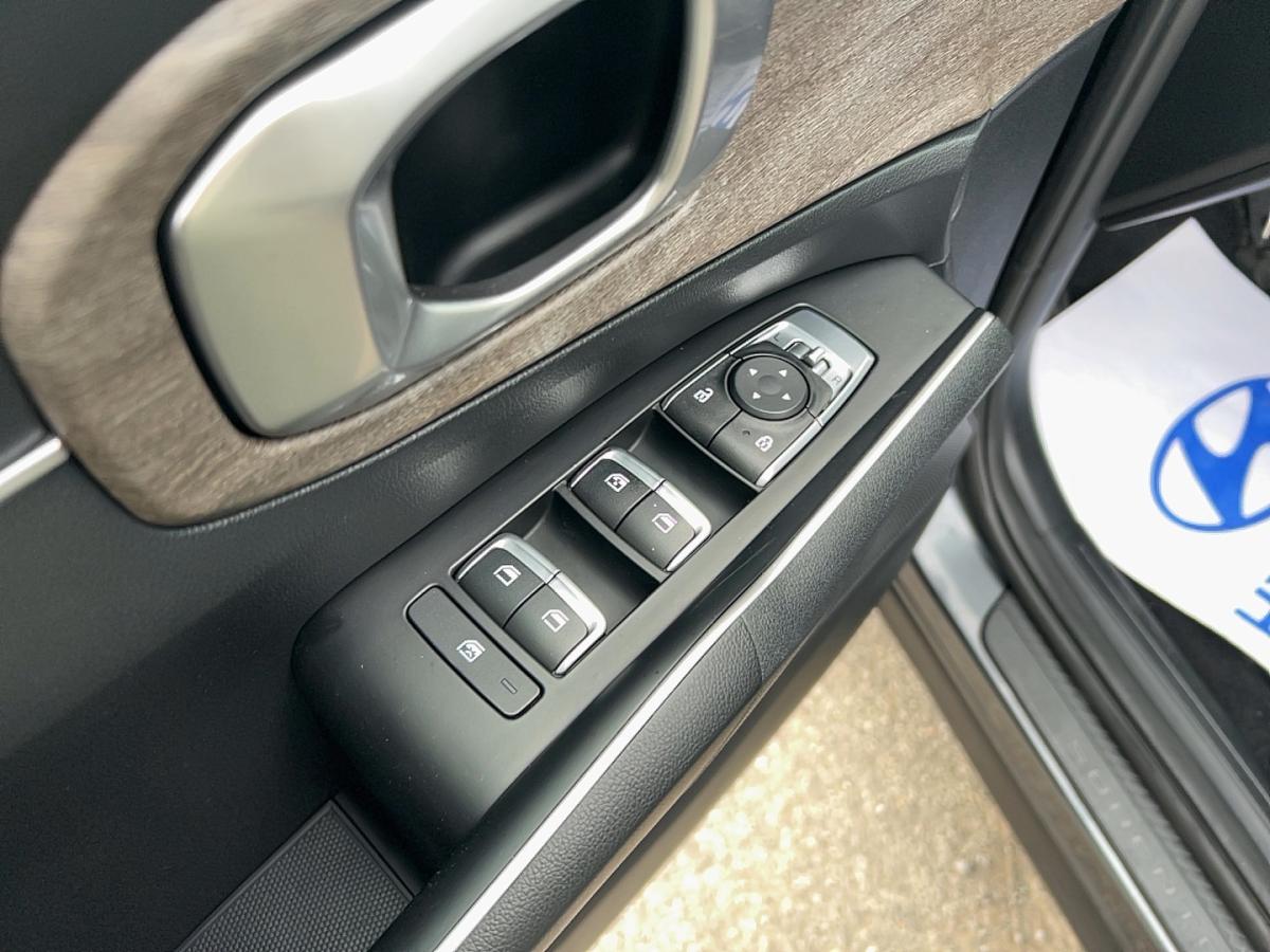 2022 Kia Sorento - Image 15