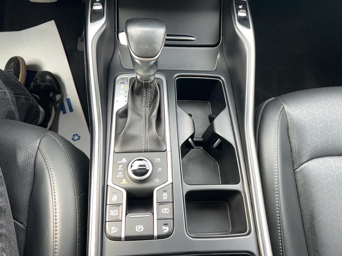2022 Kia Sorento - Image 29