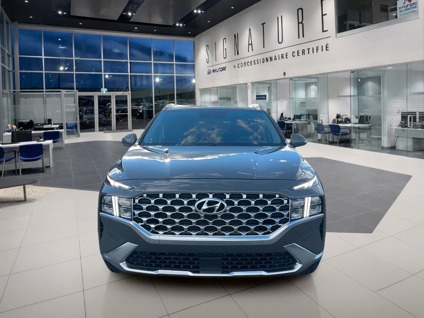 2023 Hyundai Santa Fe - Image 2