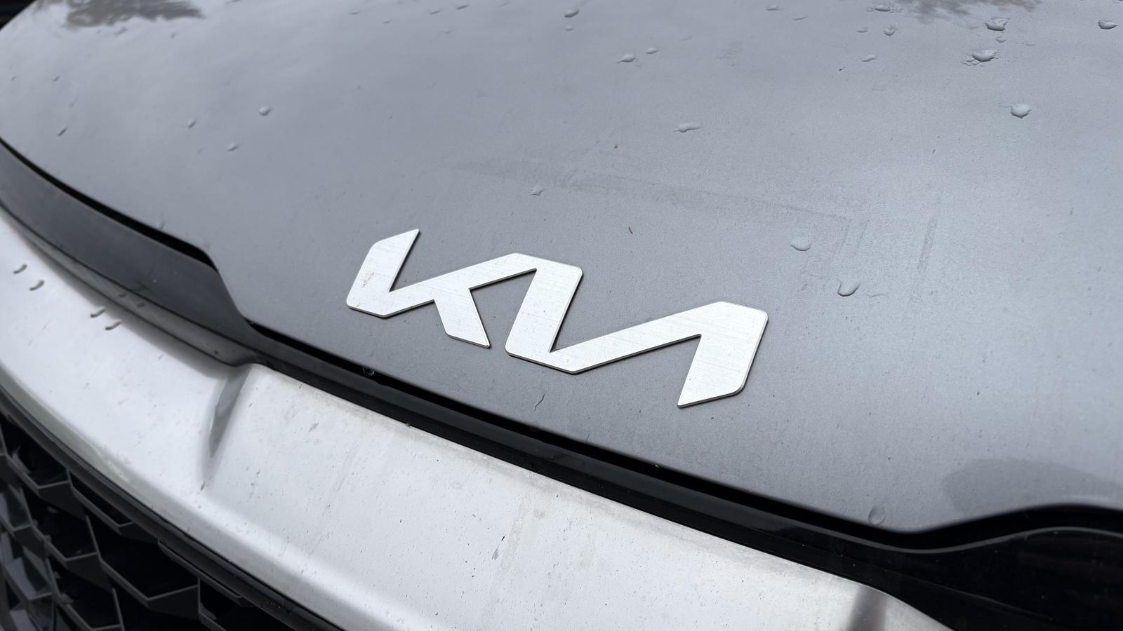 2023 Kia Sportage - Image 10