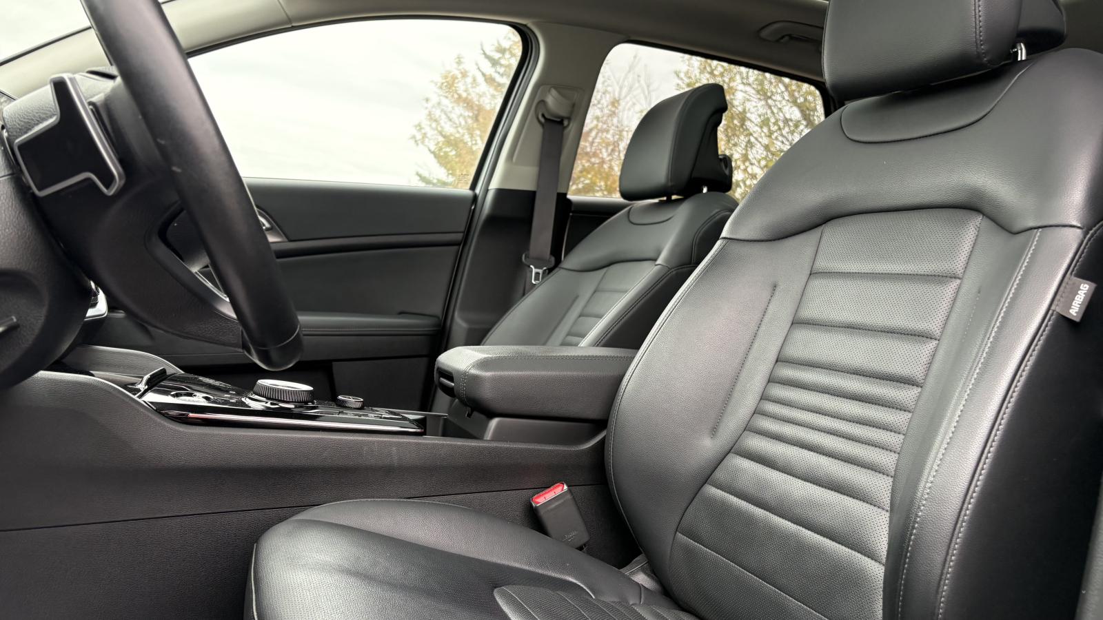 2023 Kia Sportage - Image 21