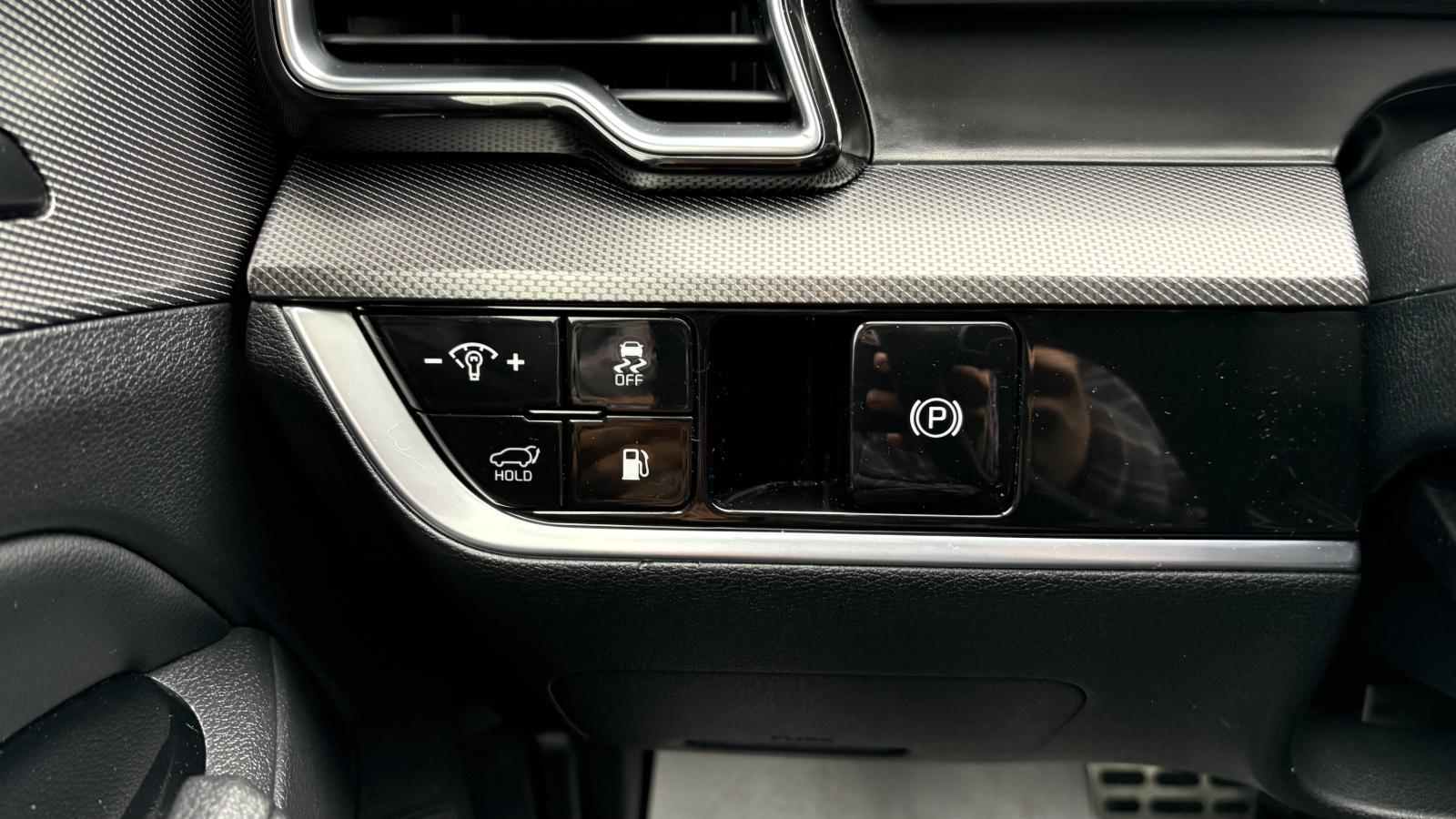 2023 Kia Sportage - Image 29