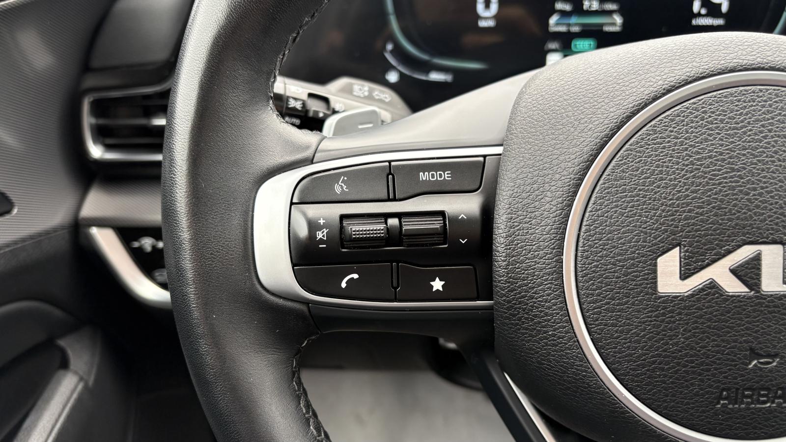 2023 Kia Sportage - Image 36