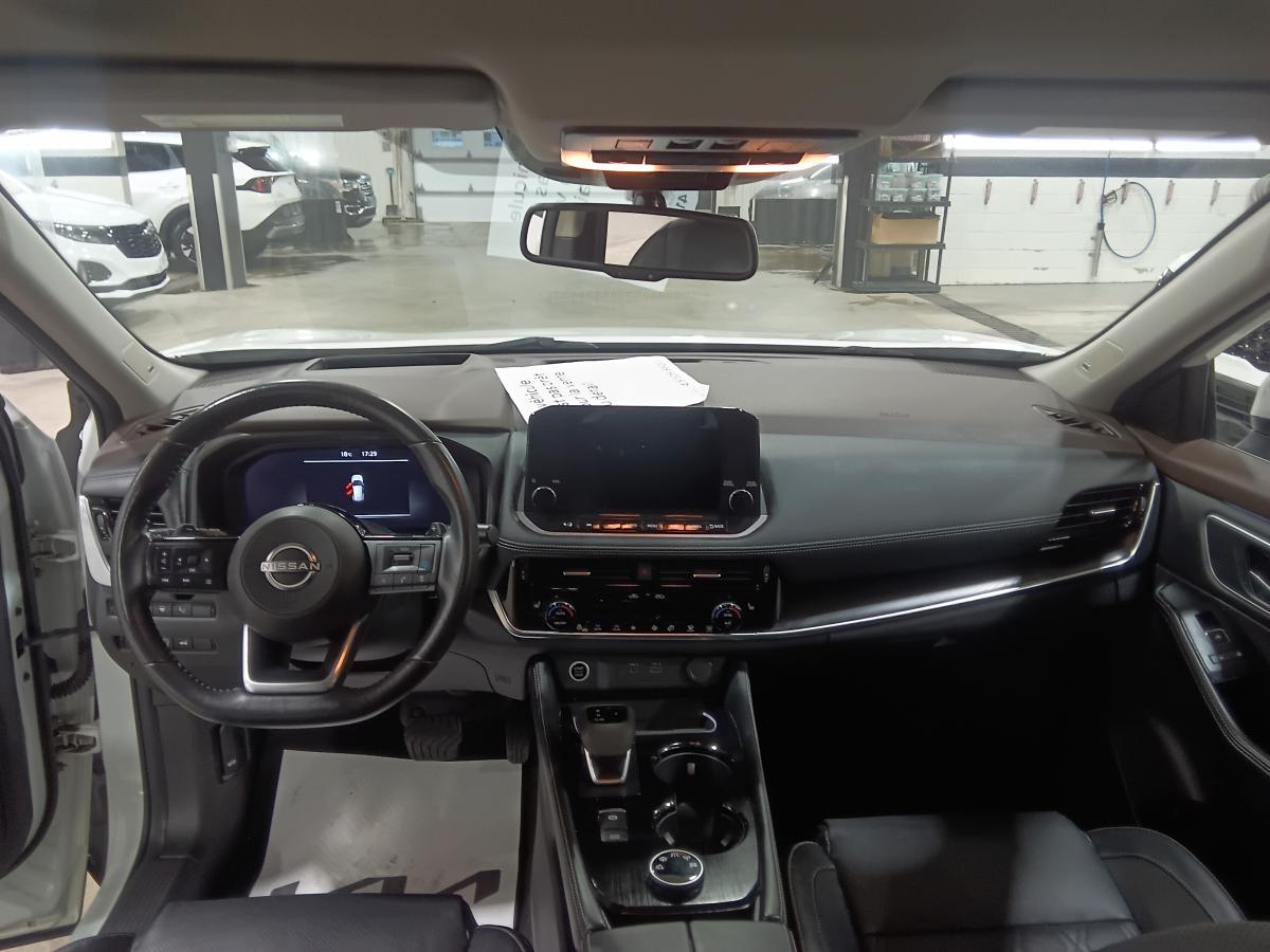 2023 Nissan Rogue - Image 12