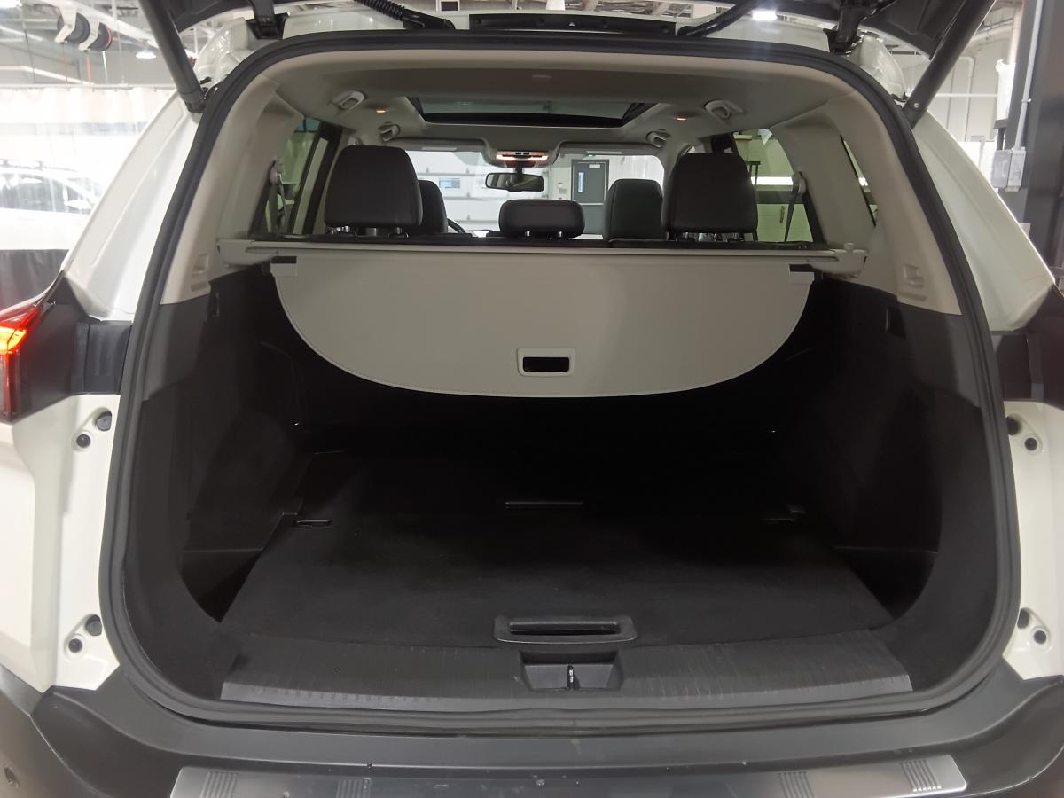 2023 Nissan Rogue - Image 25
