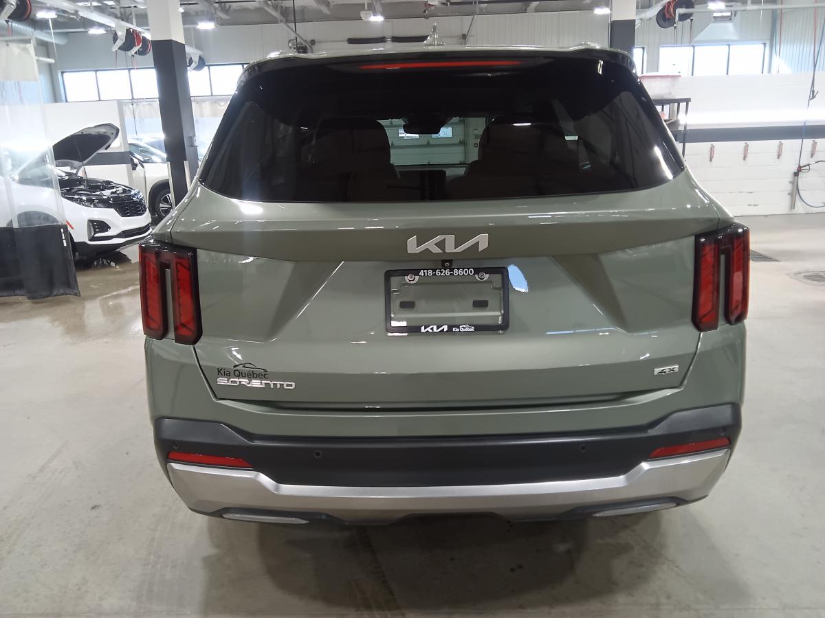 2024 Kia Sorento - Image 5