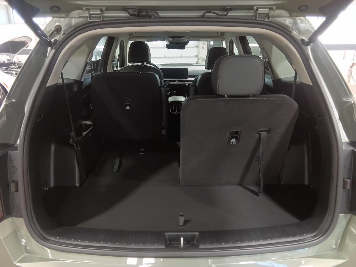 2024 Kia Sorento - Image 9