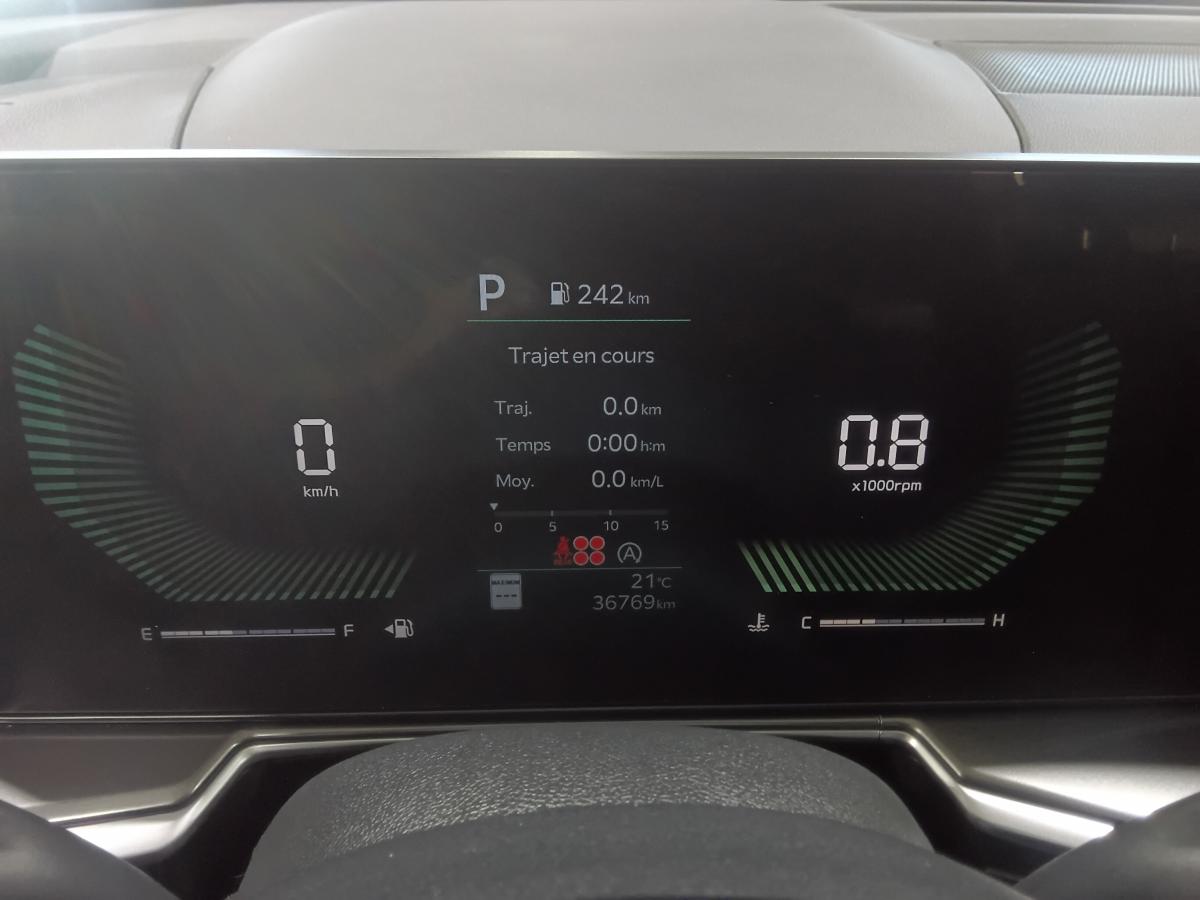 2024 Kia Sorento - Image 16