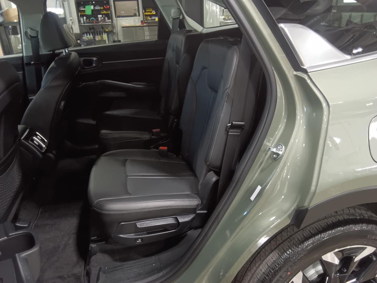 2024 Kia Sorento - Image 22