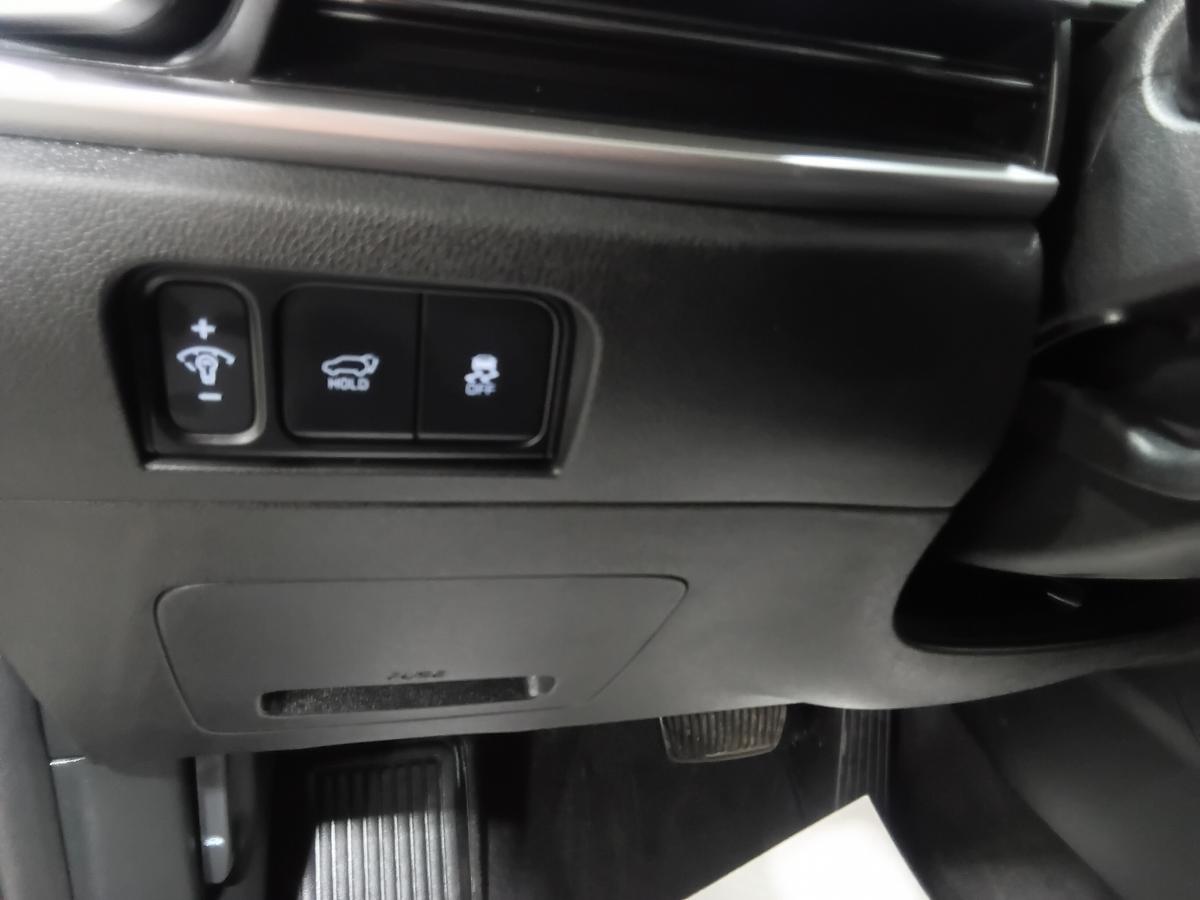 2024 Kia Sorento - Image 25