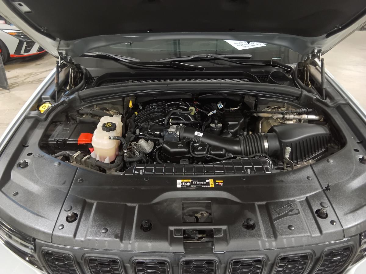 2023 Jeep Grand Cherokee - Image 7
